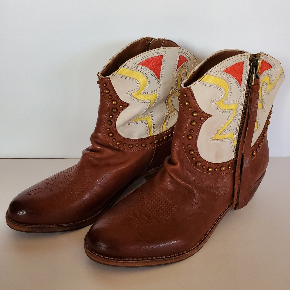 Sam Edelman SHANE Cowboy Boots